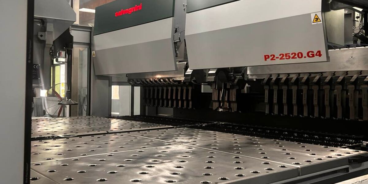 Guangzhou Cleanroom Construction Co., Ltd. linha de produção do fabricante