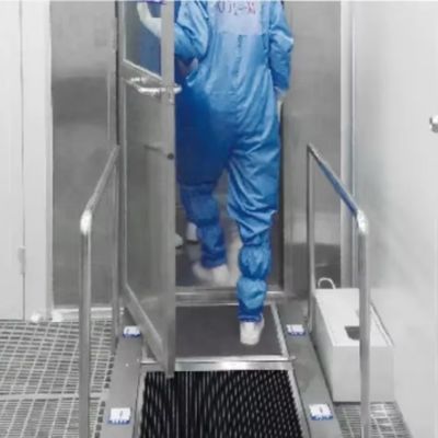 Máquina de limpeza de calçados industriais de controlo automático eficaz